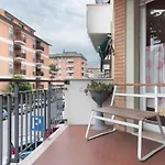 Flaminia Bright & Roomy Apartment